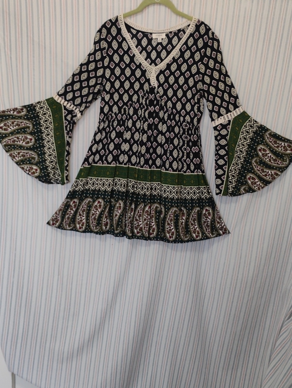 Umgee Black With Multi Colors Boho Bell Sleeve  Tunic Or Dress M